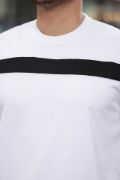 Erkek şerit Detaylı Kısa Kollu T-shirt resmi
